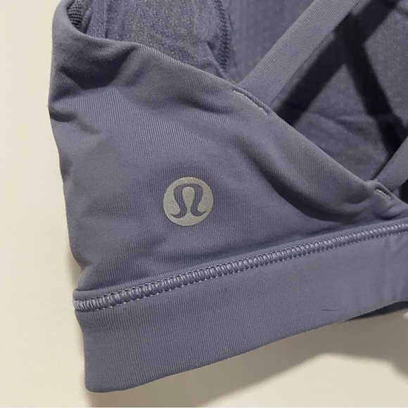 LULULEMON Free To Be Serene Bra size 6 - Picture 6 of 10